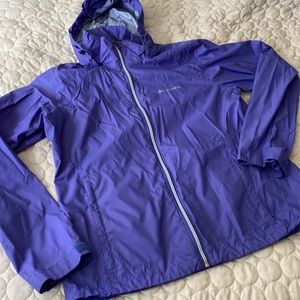 Columbia Women’s Purple Lightweight Zip Up Rain Jacket - Size XL